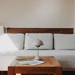 Skippers Apart Otel