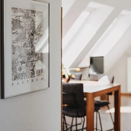 מלון דירות Skippers 4*