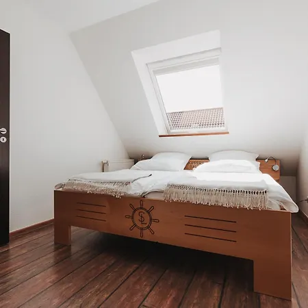 מלון דירות Skippers באלטרום